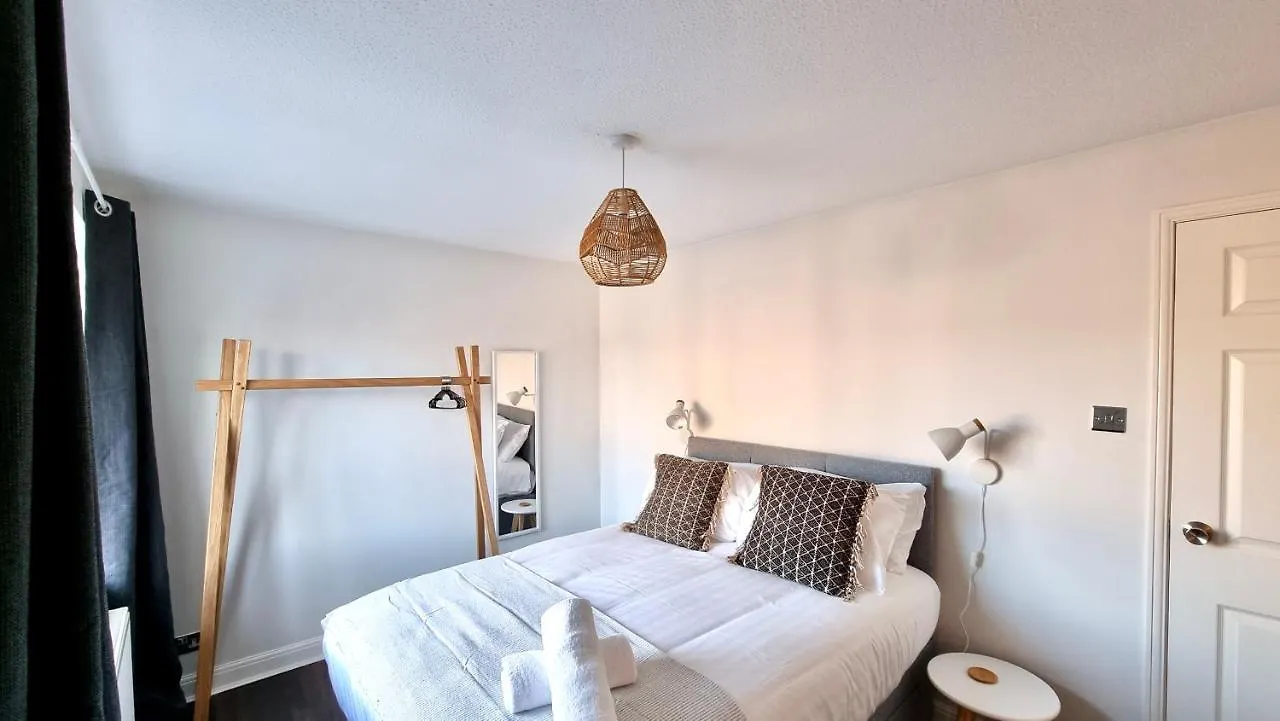 Quay House By Switchback Stays With Free Parking Cardiff Apartment