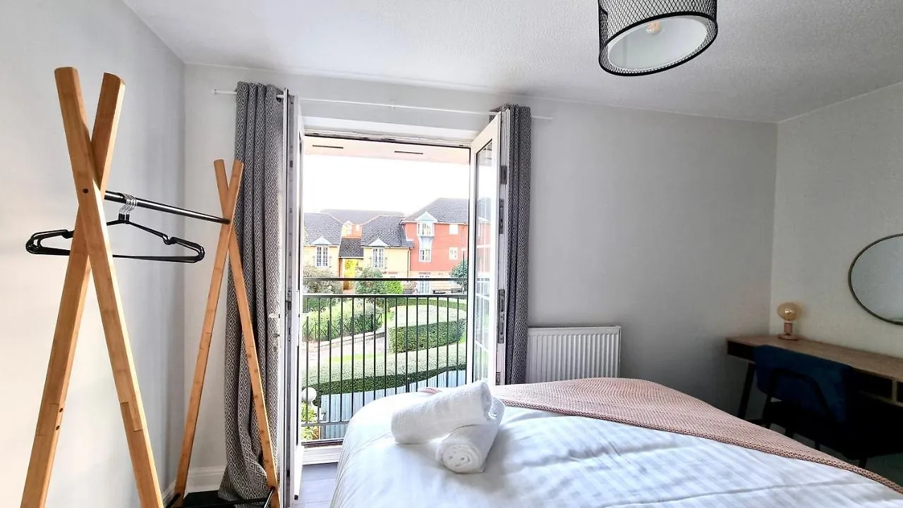Quay House By Switchback Stays With Free Parking Cardiff